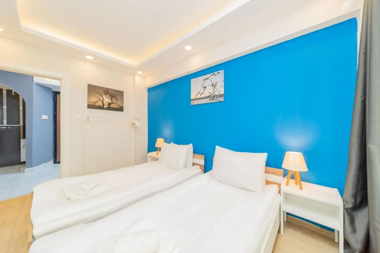 Lovely Central Apartment Near Beach In Muratpasa, Antalya
